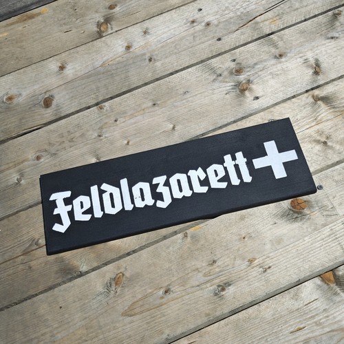 Holzschild feldlazarett - feldlazarett, +