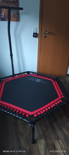 Jump sport trampolin - jump,