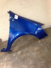 19529  Kotflügel rechts vorne RENAULT Clio III (BR0/1, CR0/1) 8200256118 B