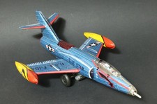 Altes Flugzeug Blechflugzeug