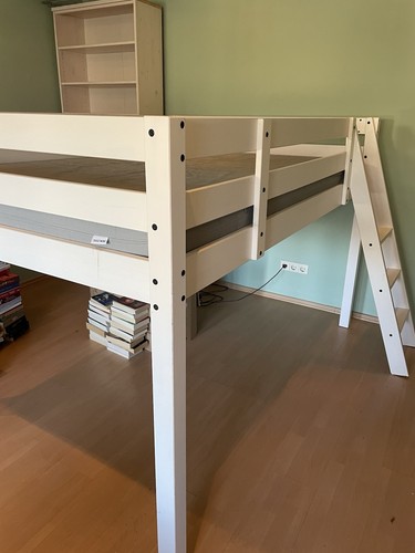 Hochbett 140x200x137