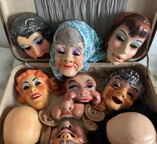 Vintage Karnevalsmasken  8 Masken Sammlung Kurioses mit Koffer
