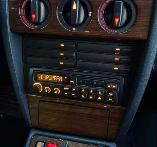 Vintage retro style single din - vintage,