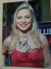 REGINA HALMICH - BOXEN -