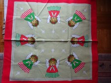 Weihnachtsdeckchen, alt mit Engeln, 77 x 74 cm