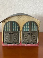 Gebrüder Bing Nürnberg zweitüriger Lockschuppen , Blechspielzeug tin toy