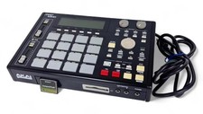 AKAI MPC1000 Schwarz Musikproduktion Sampler Groovebox Sequenzer getestet fun...
