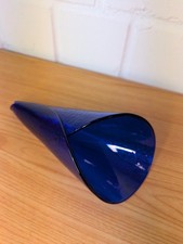 Eleganter Glaskegel in