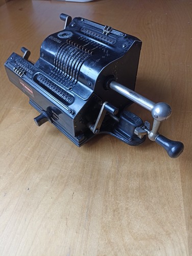 Rechenmaschine brunsviga - rechenmaschine,