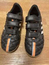 Sport Schuhe, Hallen Schuhe, Adidas 11questra, Gr. 38, Turnschuhe
