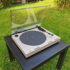 Denon DP 23F Quartz Direct Drive Plattenspieler mit nagelneuem Tonabnehmersystem