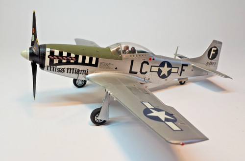 Mustang 48 monogram - d,