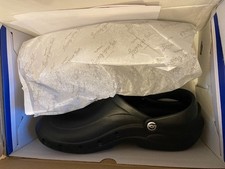 Toffeln EziKlog Größe 44 schwarz unisex - ungetragen und in Originalverpackung