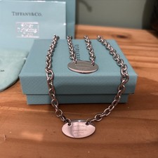 Tiffanys passende Halskette &