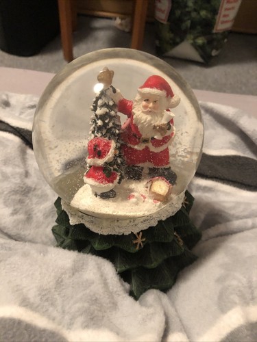 Schneekugel mit spieluhr - schneekugel,