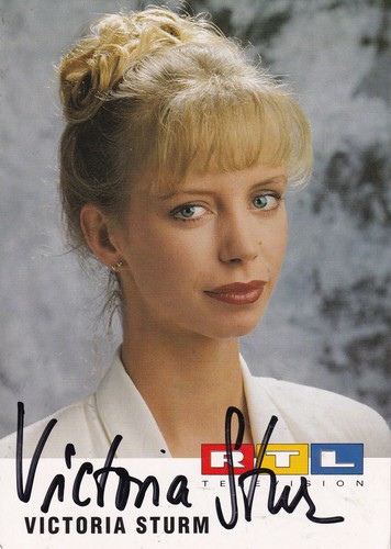 Autogramm victoria sturm - autogramm,