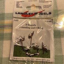 Langley A65 Möwen Vögel Tier
