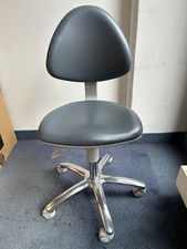 Arbeitssessel Arbeitsstuhl Hocker Sattelhocker Zahnarzt Praxis grau Anthos 