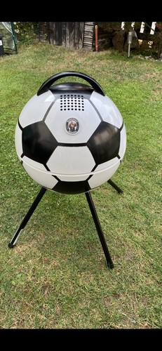 Kugelgrill fussballform - in,