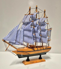 Wunderschöne maritime Deko, Schiffsmodell aus Holz, Höhe: 22 cm