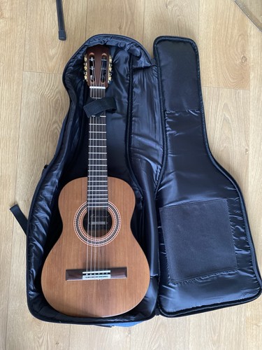 Neue gitarre mit - gitarre,
