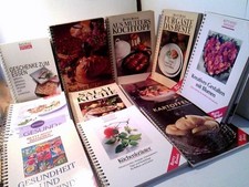 Konvolut: 11 div. Koch- und