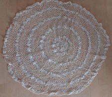 Decke, Filet, Häkeldecke, Rund ca. 70cm, Beige, sehr alt