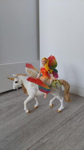 Schleich regenbogenfee ilaya - schleich,
