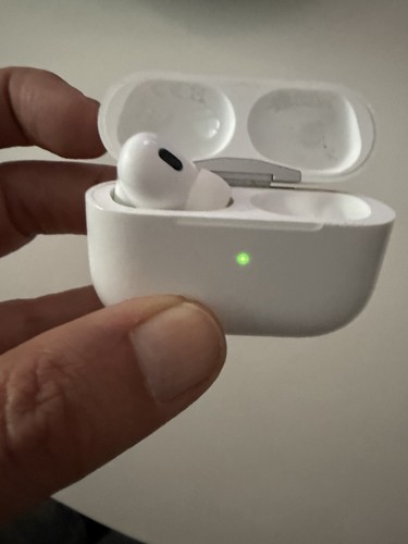 Apple airpods ladecase - apple, 2