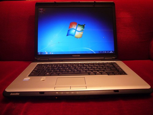 Toshiba satellite l300 13z - satellite, l300-13z
