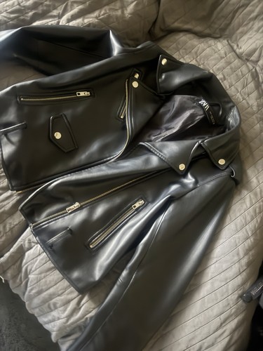 Zara lederjacke schwarz - zara,