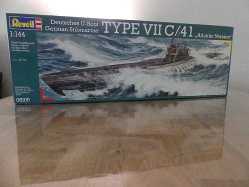 Revell 05100 boot - u-boot, type
