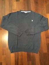 U.S. POLO ASSN. V-NECK
