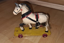 antikes Ziehpferd Ziehtier Pferd Masse auf Rädern Spielzeug URALT Sammler RAR