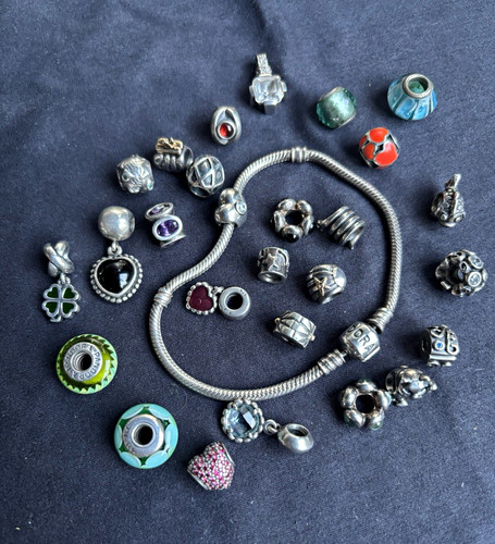 Pandora charm armband - pandora, charm-armband