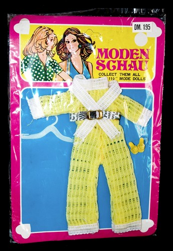 Modenschau 70er puppenkleid - modenschau,