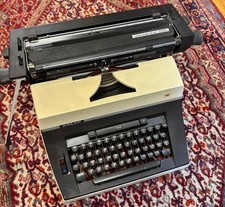 Triumph-Adler Matura 300