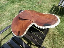 Sattel Baumlos mit Filzunterlage + Gurt -wenig gebraucht- 41 cm Sitzlänge / 16"