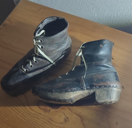 Paar antike kinderschuhe - paar,