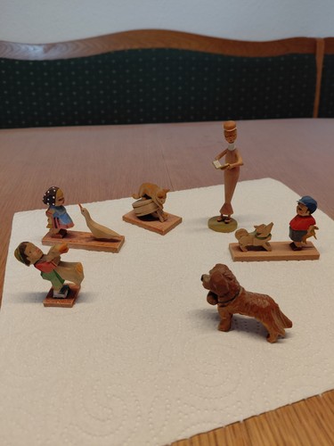 Holz figuren handgeschnitzt - 6,
