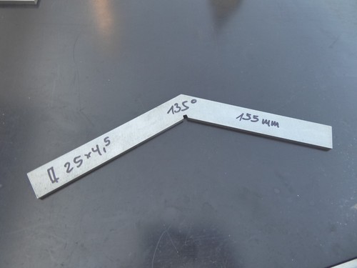 Anschlagwinkel 135°