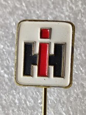 Traktor Anstecknadel International Harvester