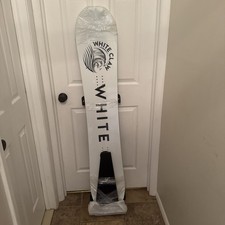 White Claw Snowboard