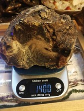 Grün-blauer bernstein