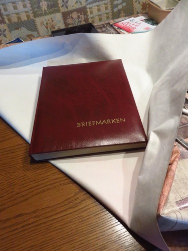 Briefmarkenalbum mit seiten - briefmarkenalbum,