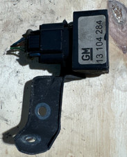 Opel Astra H Zafira B Sensor Querbeschleunigungssensor Fahrwerk CDC IDS 13104284