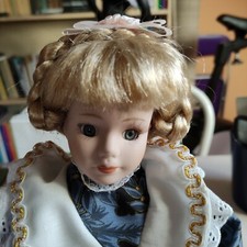 Schöne Deko-Puppe, 30 cm