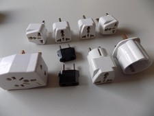 Reiseadapter Set 9 teilig EU / UK/ Universal