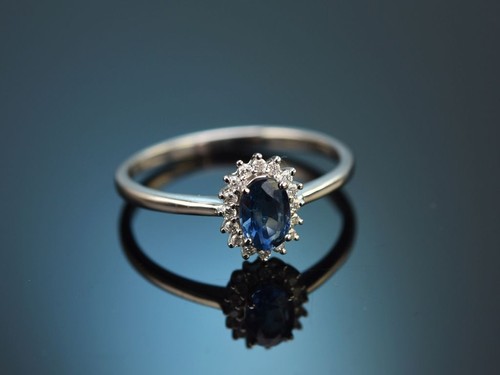 Klassischer saphir ring mit - saphir,