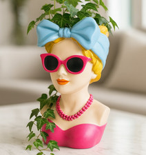 Frauenkopf Pflanzbüste